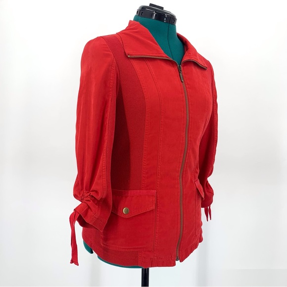 Orly Red Nylon with Ribbed Sides 3/4 Ruched Sleeves Zipper Front Jacket, 10 - Picture 11 of 16